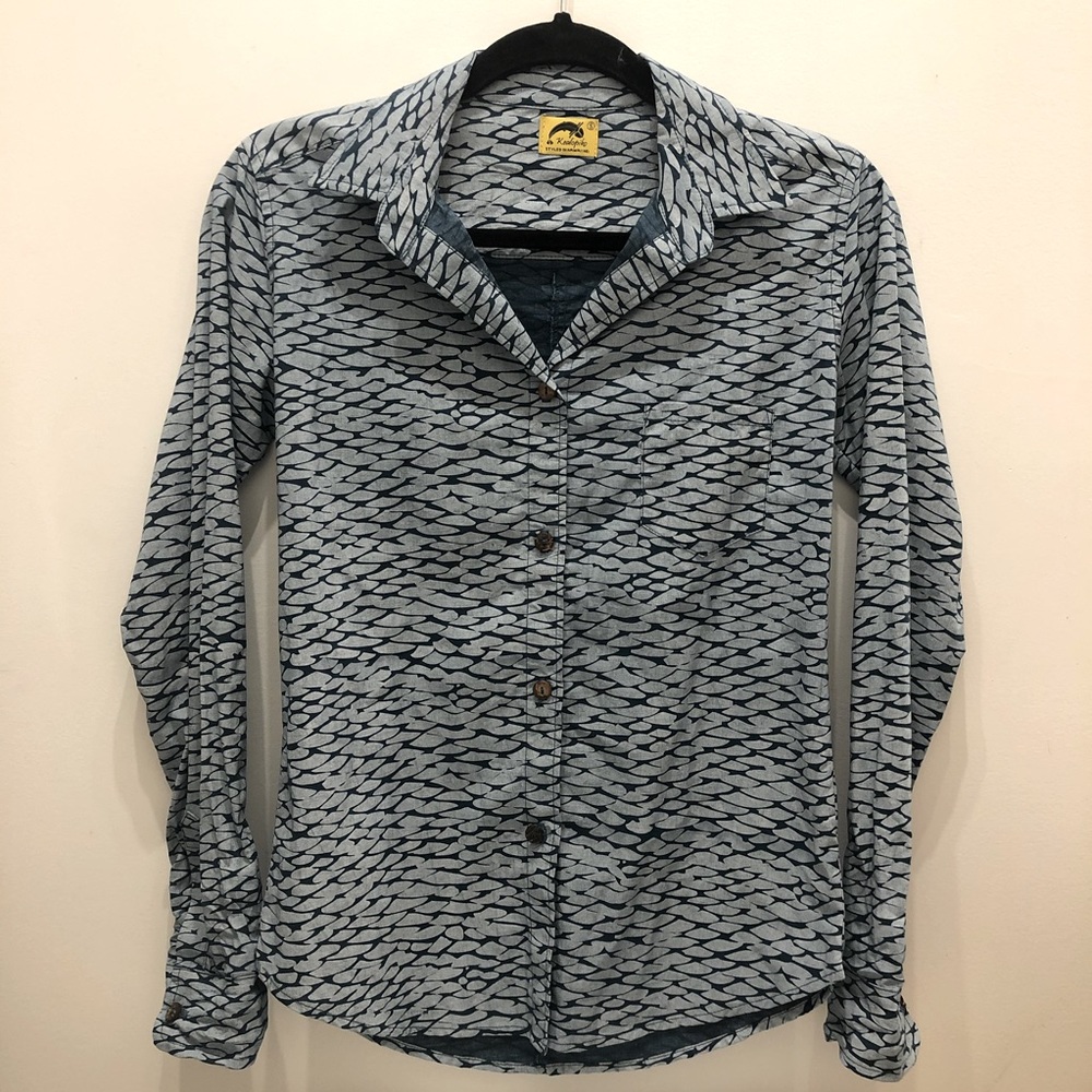 Kealopiko Aweoweo Woman’s Fitted Collared Shirt